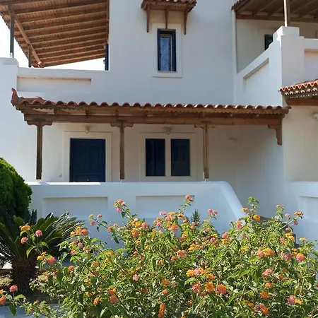 Lefakis Aegean Breeze * Ormos (Andros)