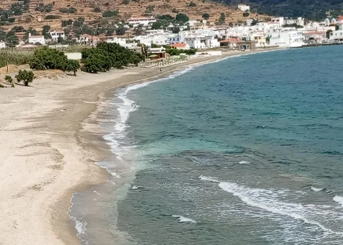 Lefakis Aegean Breeze * Ormos (Andros)