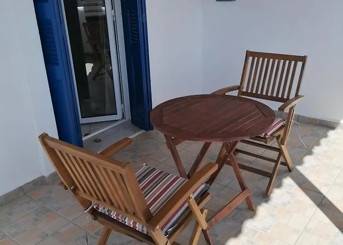 Lefakis Aegean Breeze * Ormos (Andros)