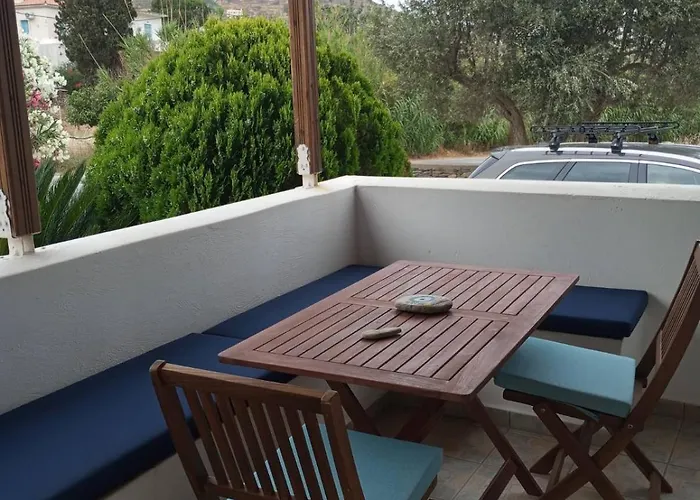 Lefakis Aegean Breeze